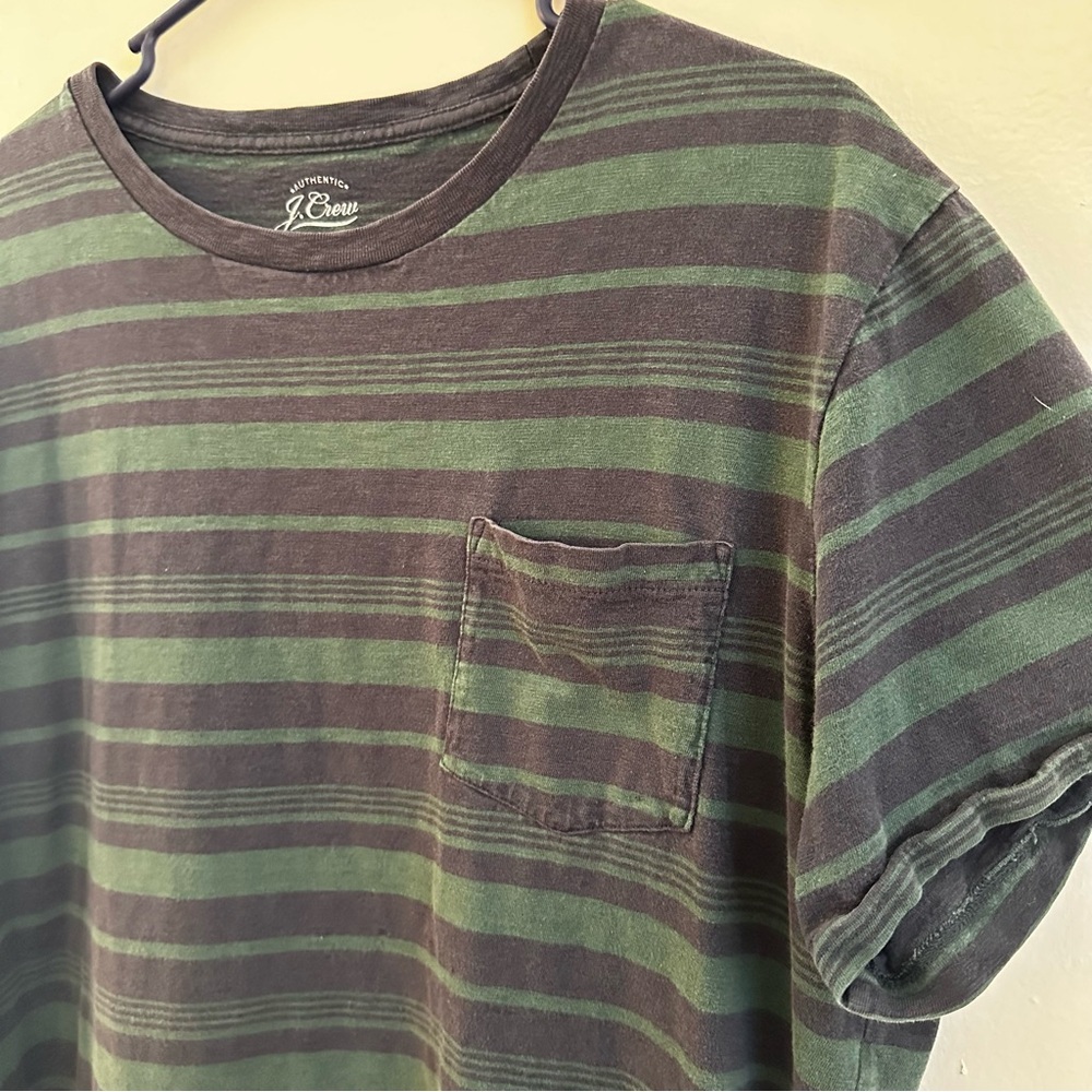 Men’s J.Crew Striped Pocket Tee Size Large